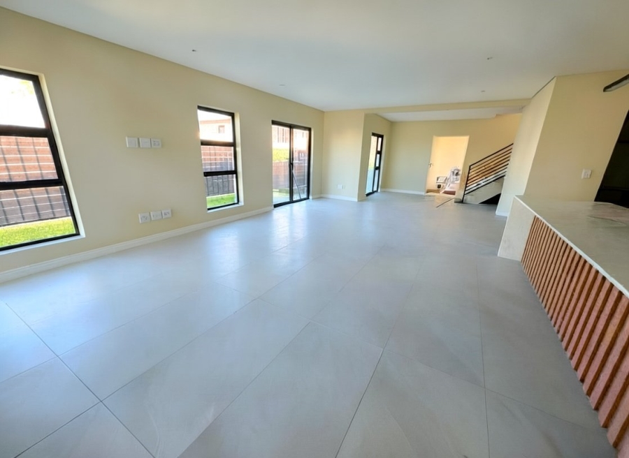 4 Bedroom Property for Sale in Sandown Western Cape